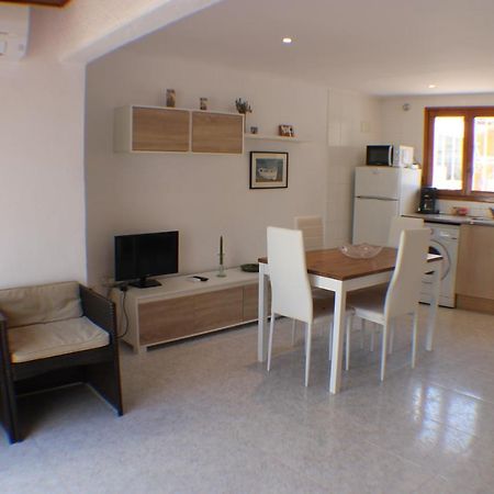 Agi Port De Rosas Apartment Екстериор снимка