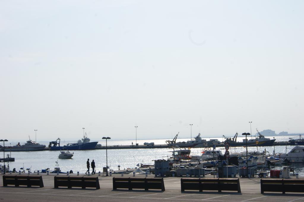 Agi Port De Rosas Apartment Екстериор снимка