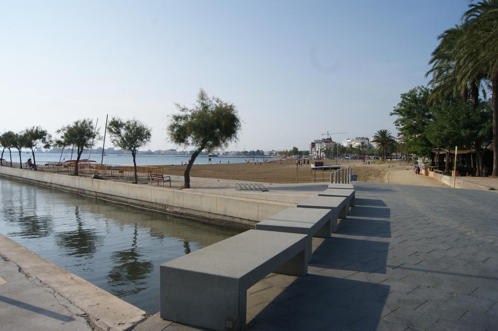 Agi Port De Rosas Apartment Екстериор снимка